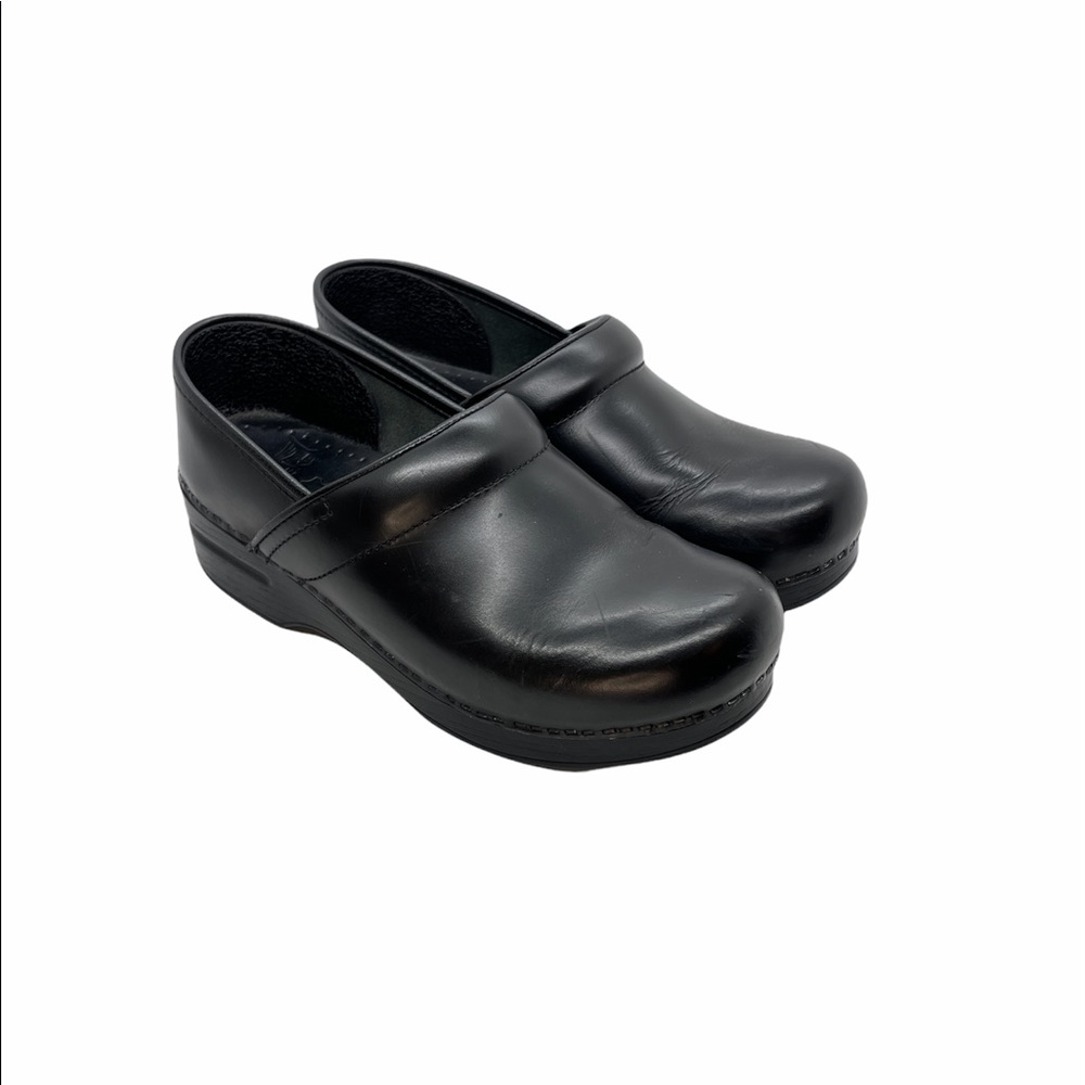 Dansko | Clogs | Black | 39 | USA 8.5-9